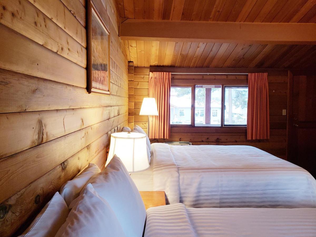 Rocky Inn Valemount Ngoại thất bức ảnh
