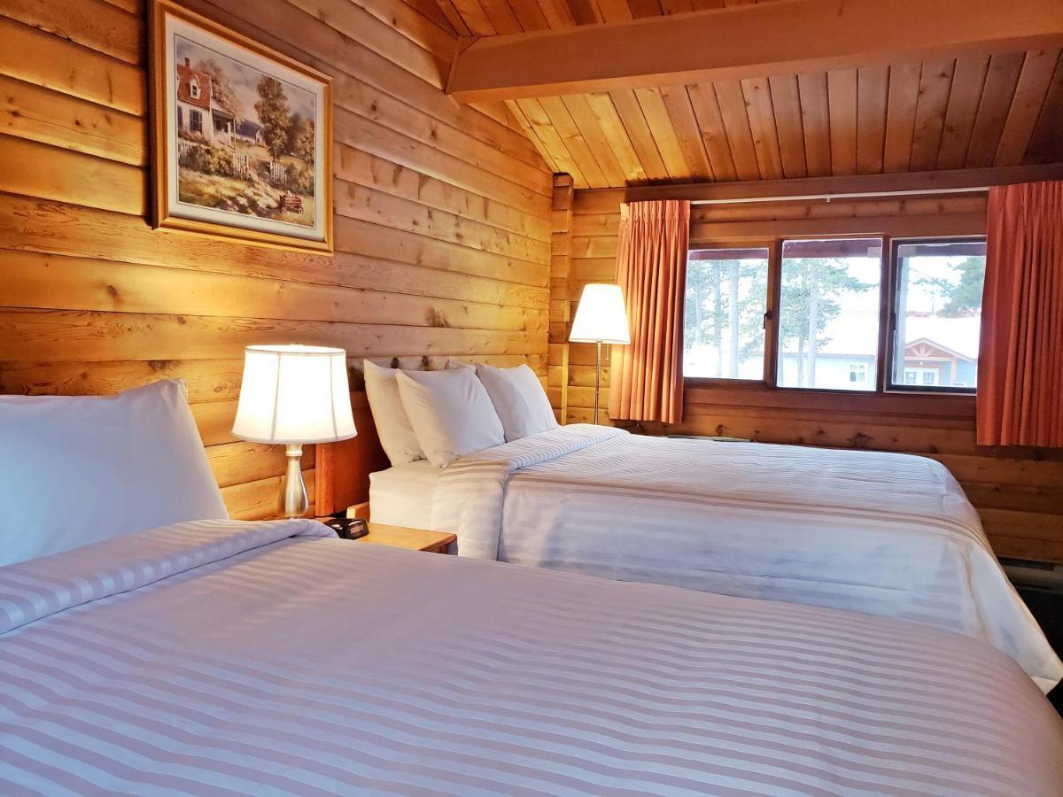 Rocky Inn Valemount Ngoại thất bức ảnh