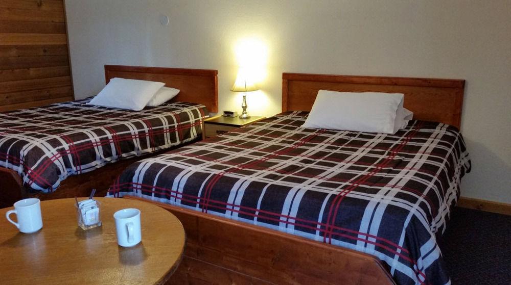 Rocky Inn Valemount Ngoại thất bức ảnh